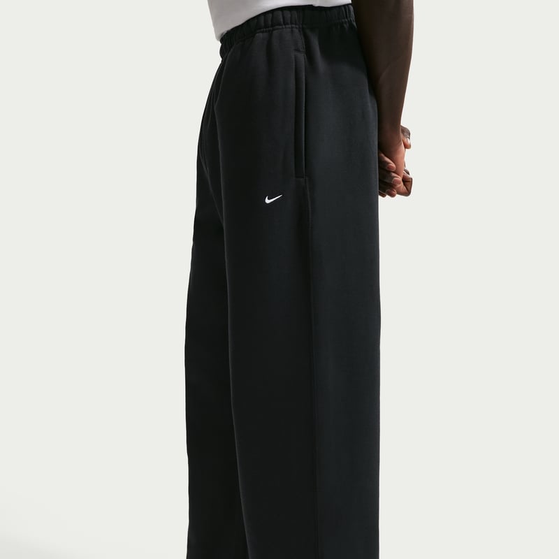 Nike Solo Swoosh Fleece Open-Hem HV1090-010 02