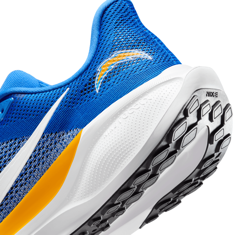 Nike Pegasus 41 x NFL IB3208-400 08