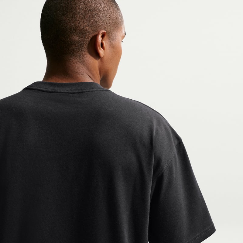 Nike ACG Short-Sleeve DC5356-010 02