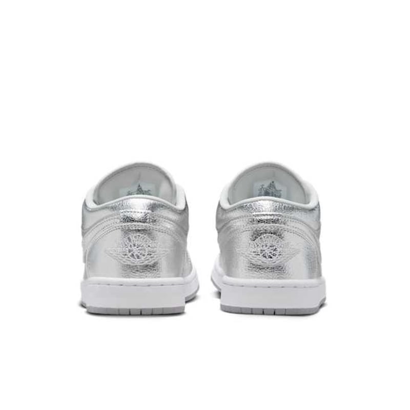 Jordan 1 Low SE FN5030-001 06