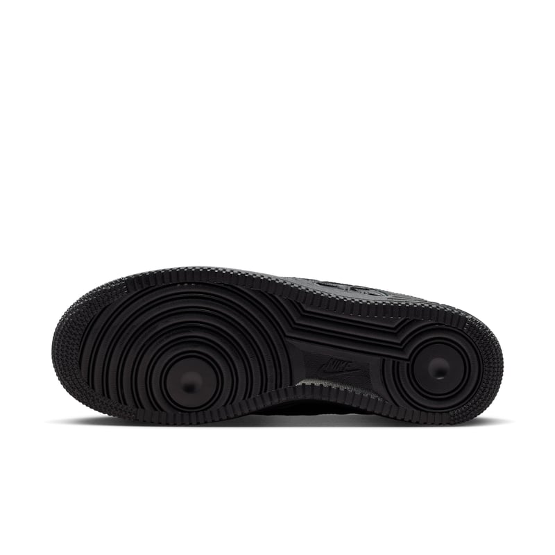 Tenisky Nike Air Force 1 '07 Edge ‘Stars’ "Triple Black" | Muži | Sportstyle | 01 | SPORTSHOWROOM