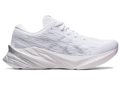 ASICS Novablast 3 1012B288-102