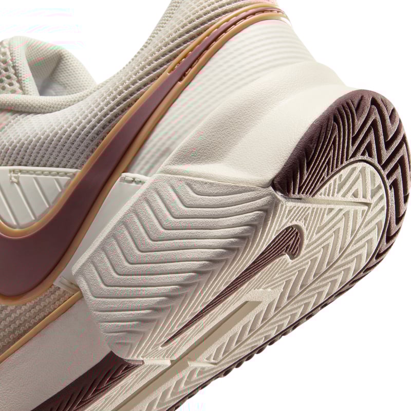 Nike GP Challenge 1.5 IQ5176-109 08