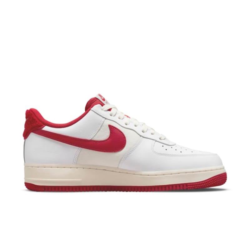 Nike Air Force 1 '07 LV8 DO5220-161 03