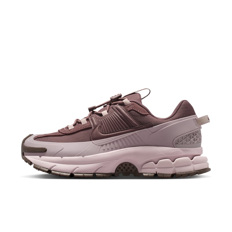 Sneakers Nike Zoom Vomero Roam "Tattoo & Particle Rose" | Donna | Sportstyle | 00 | SPORTSHOWROOM