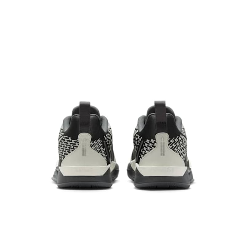 Nike Sabrina 2 FQ7376-005 06