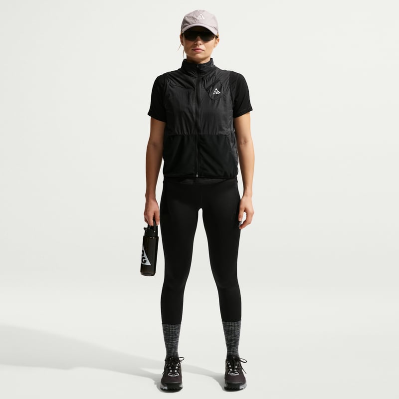 Top Nike ACG "Black" | Mujer | Aire Libre | 04 | SPORTSHOWROOM