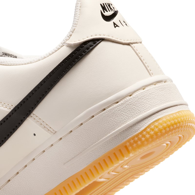 Nike Air Force 1 LV8 HQ1911-002 08