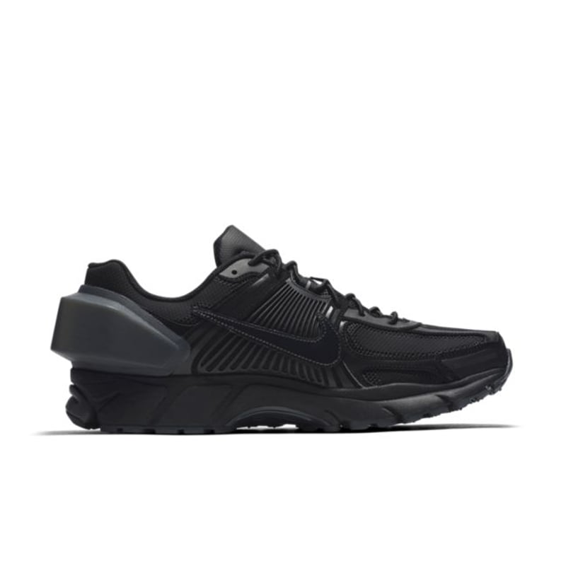 Nike xa cold wall zoom vomero 5 hotsell