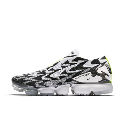 Nike Air Vapormax Moc 2 x Acronym AQ0996-001 01