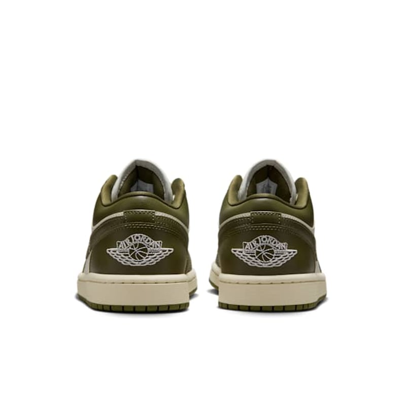 Jordan 1 Low DC0774-122 06