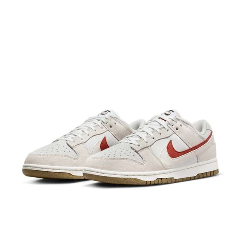 Nike Dunk Low SE DO9457-100 05