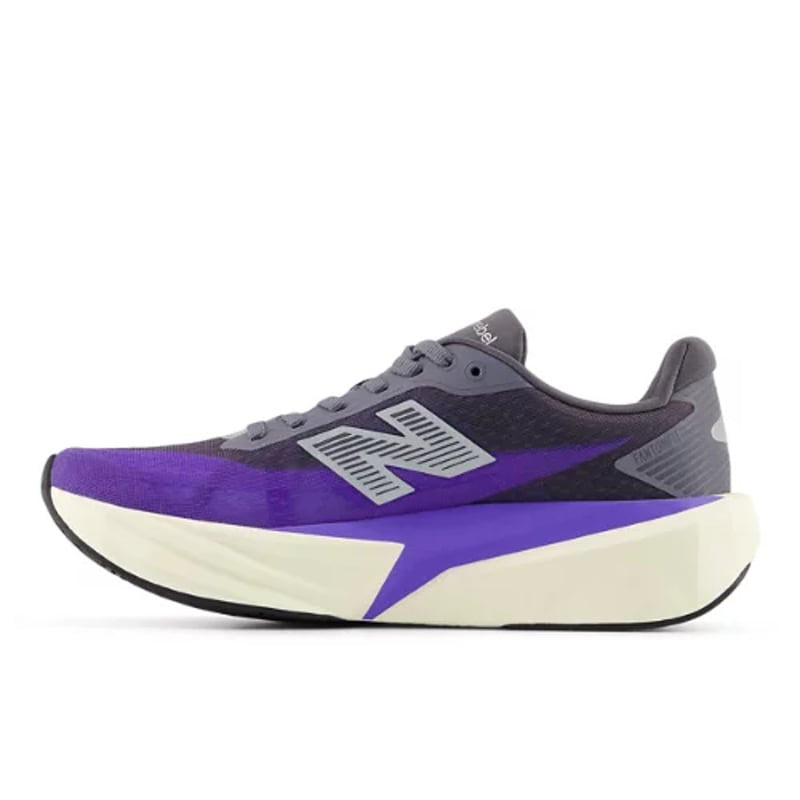 Tekaški copati New Balance FuelCell Rebel v5 "Electric Indigo & Truffle Salt" | Ženske | Tek | 01 | SPORTSHOWROOM