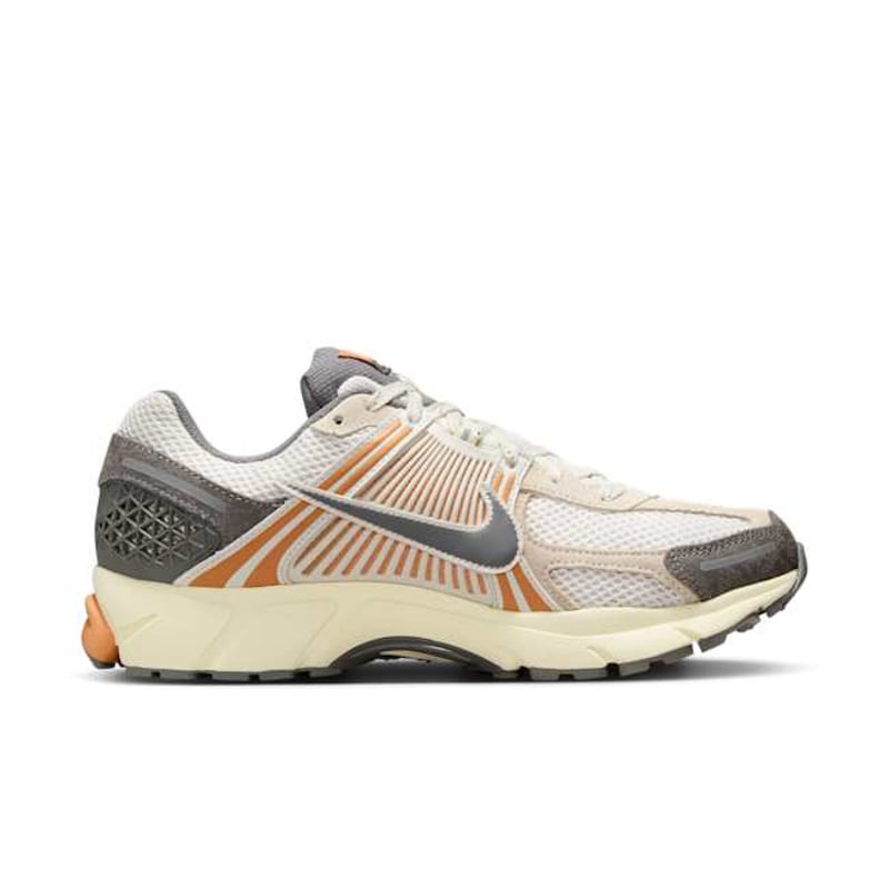 Nike Zoom Vomero 5 IB7469-030 03