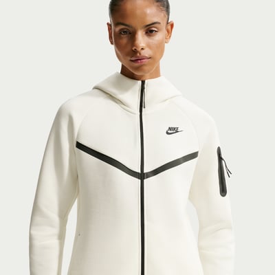 Nike Tech Fleece Windrunner HV6747-133 01
