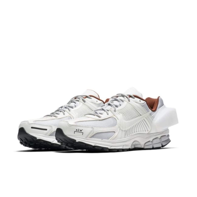 Nike Zoom Vomero 5 x A Cold Wall AT3152-100 04