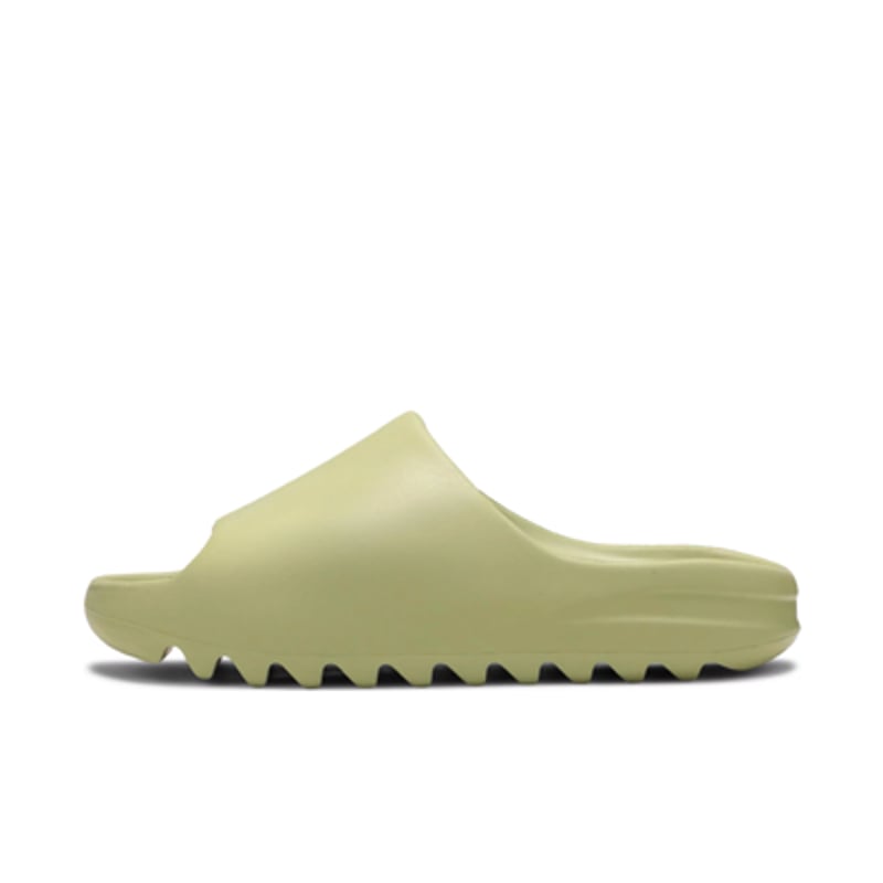 Yeezy Slide GZ5551 01