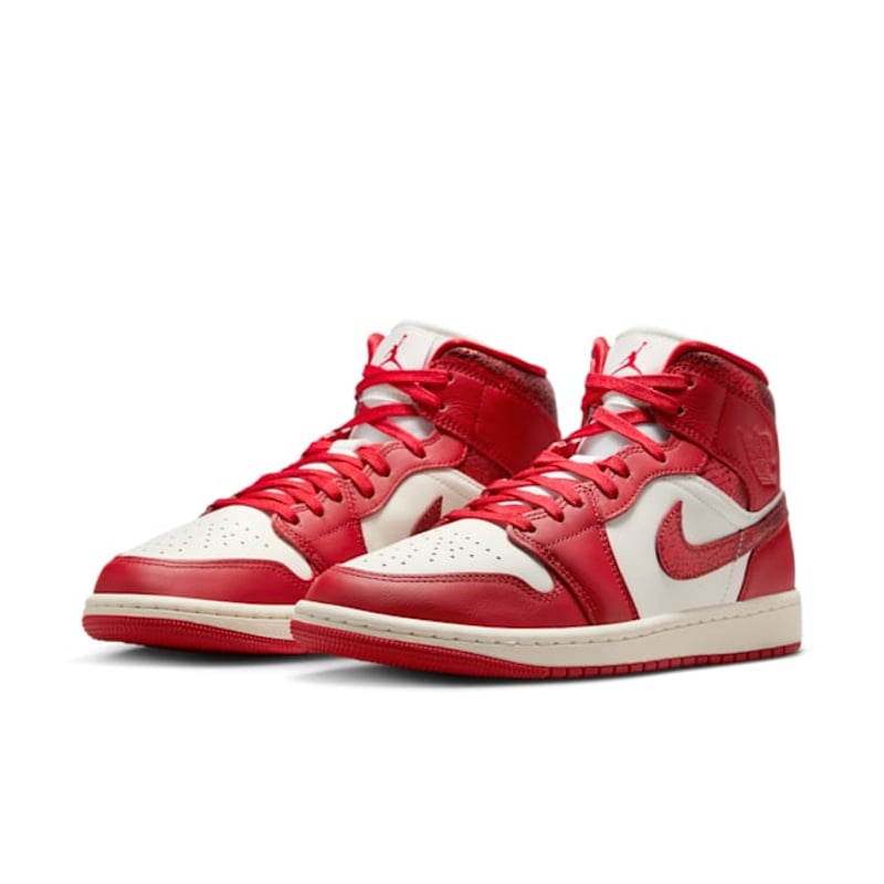 Jordan 1 Mid SE HJ9337-106 05