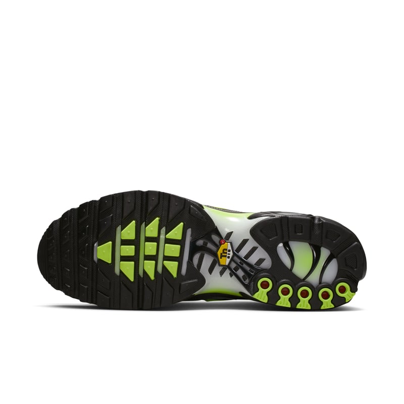 Nike Air Max Plus sneakers "Neon" | Heren | Sportstyle | 02 | SPORTSHOWROOM