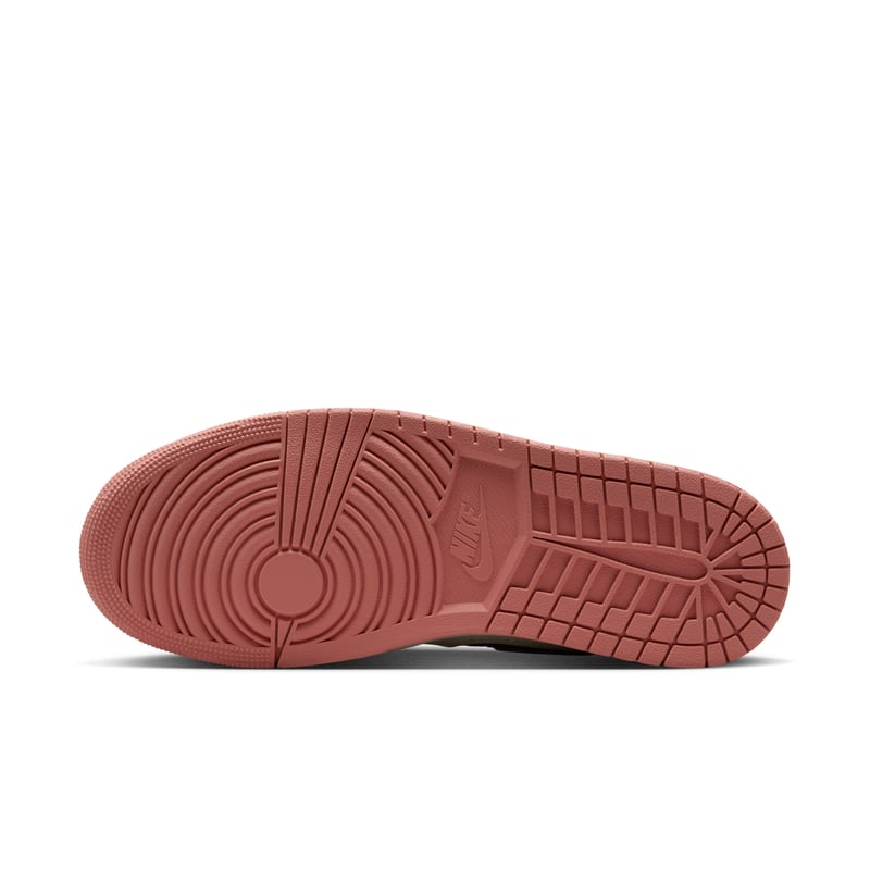 Jordan 1 Low SE IM8120-464 02