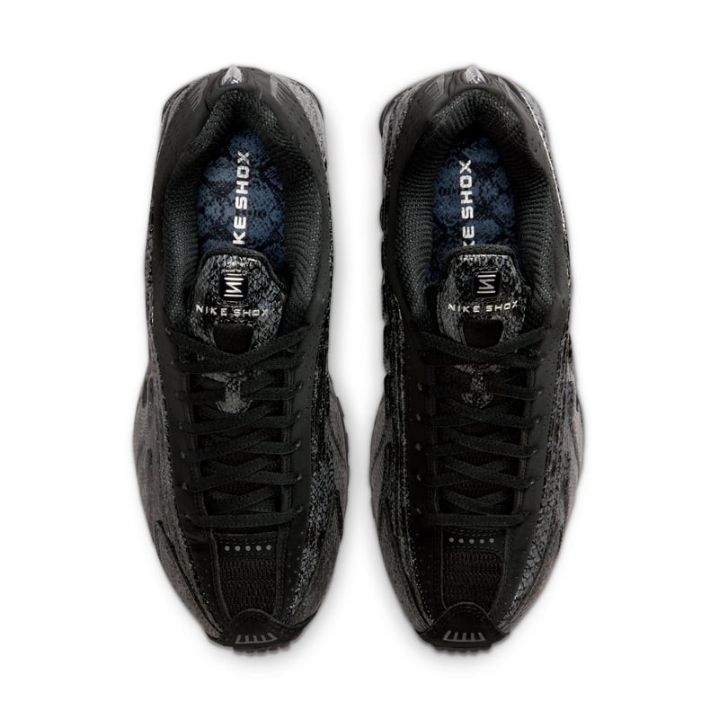 Nike Shox R4 IM6050-001 04