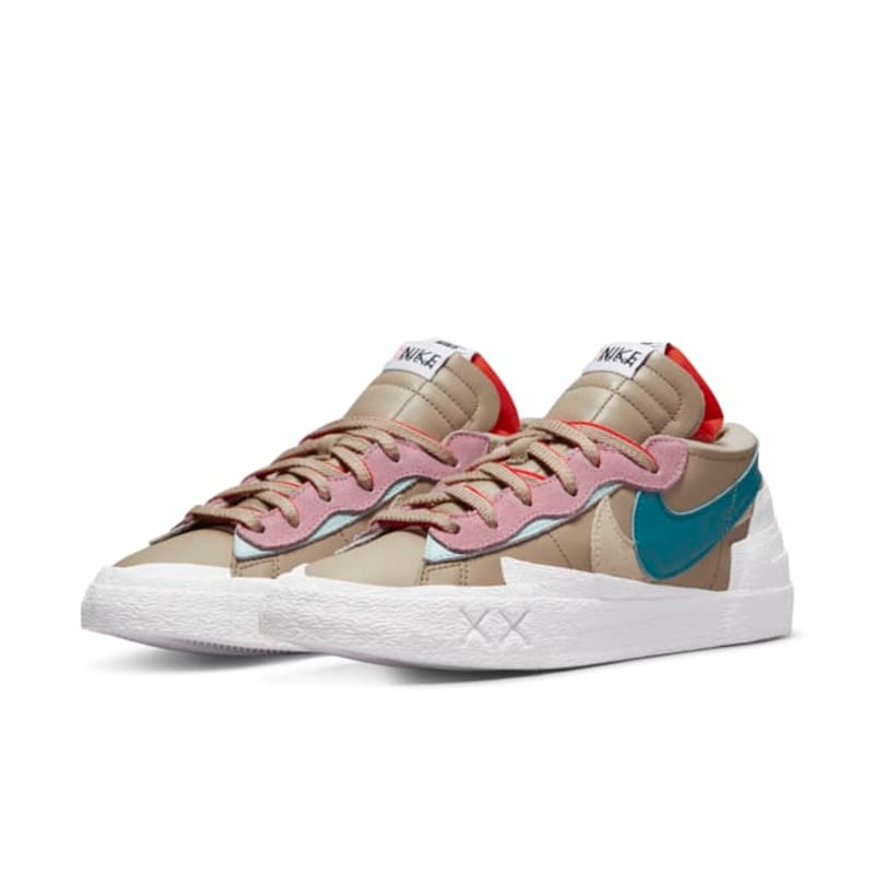 Nike Blazer Low x KAWS x sacai DM7901-200 05