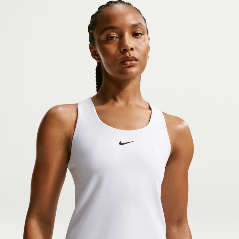 Nike Swoosh Medium-Support
