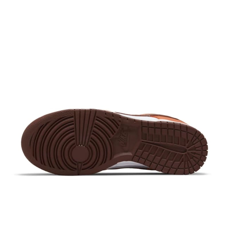 Nike Dunk Low DQ4697-800 02