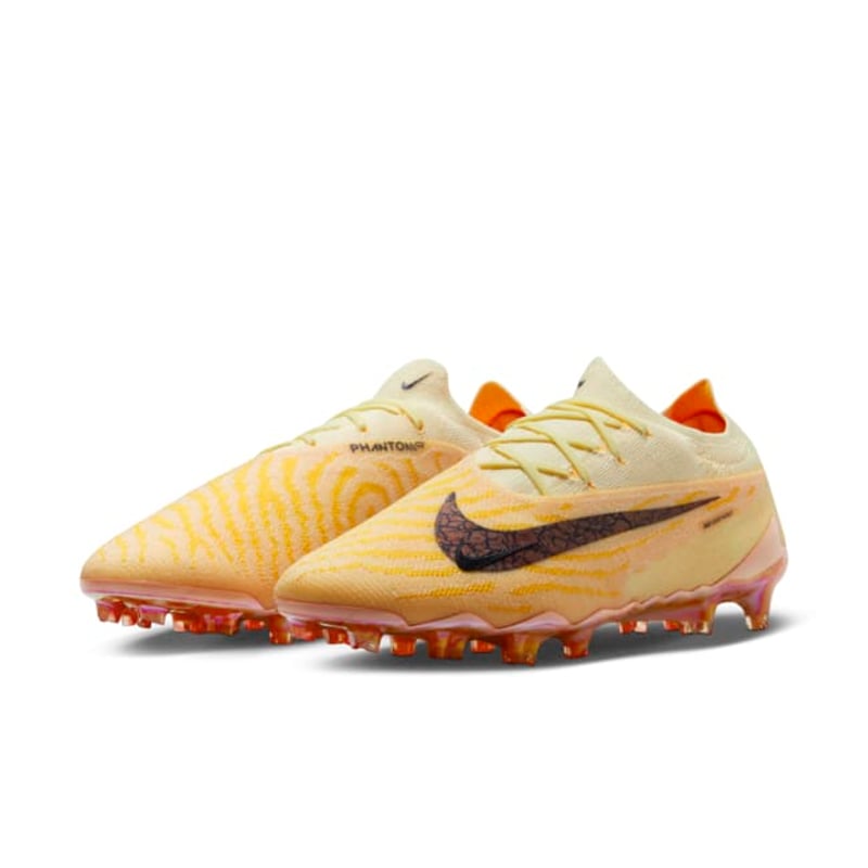 Nike Phantom GX Elite Gripknit SE FG FD3069-860 05