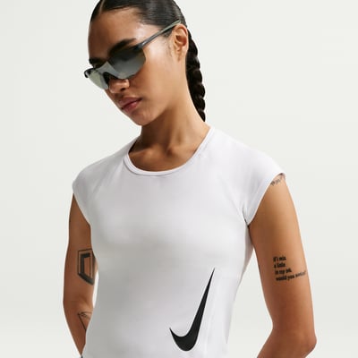 Maillot Nike Tempo Swoosh Dri-FIT Cap-Sleeve "White" | Femme | Entraînement & Course à pied | 01 | SPORTSHOWROOM