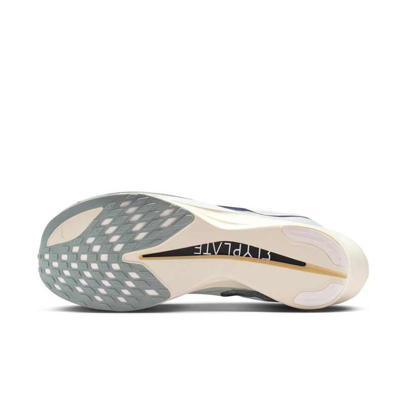 Nike Streakfly 2 hardloopschoenen "Spruce Aura & Ice Peach" | Heren | Hardlopen | 02 | SPORTSHOWROOM
