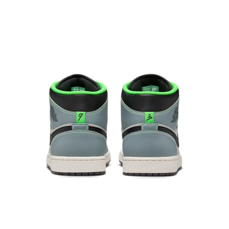 Jordan 1 Mid HQ3829-001 06
