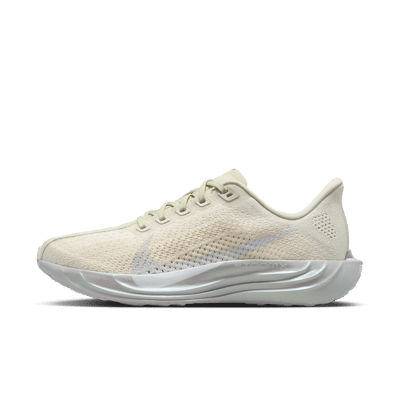 Sapatilhas de running Nike Pegasus Plus "Sea Glass & Chalk" | Mulher | Corrida | 01 | SPORTSHOWROOM