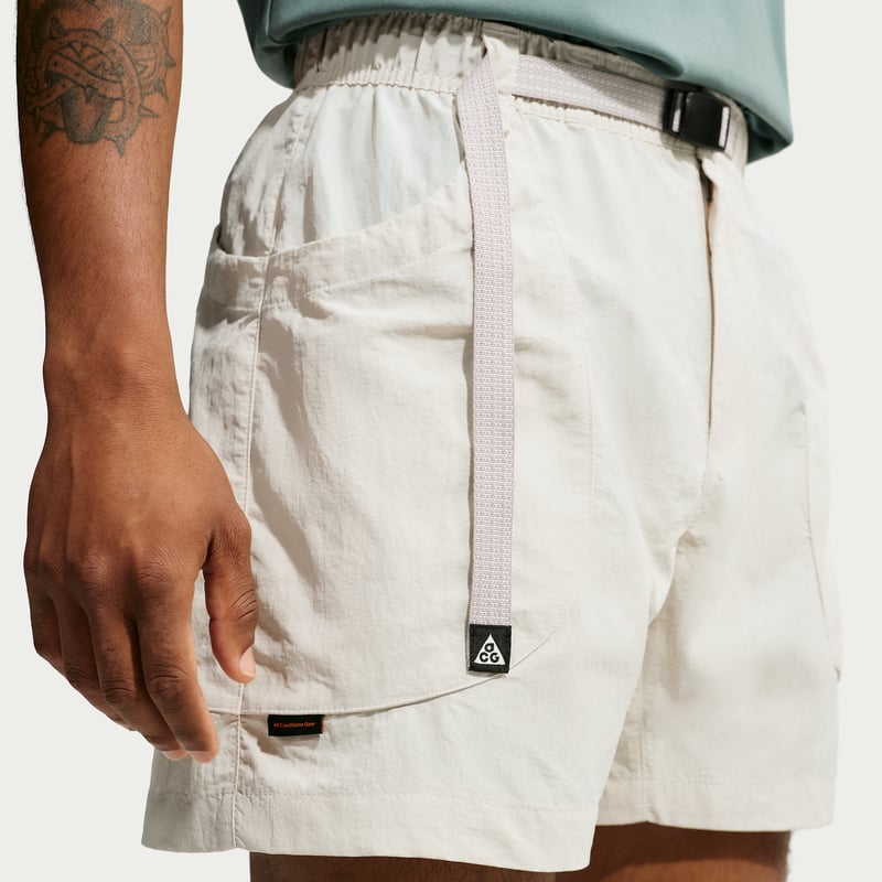 Nike ACG "Dolomiti" Shorts "Light Orewood Brown & Cream II" | Herre | | 02 | SPORTSHOWROOM