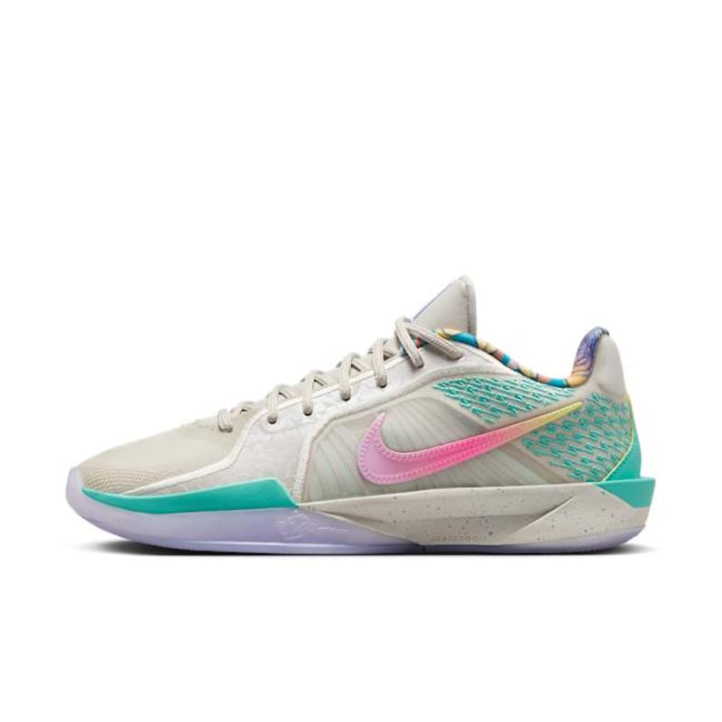 Nike Sabrina 2 EP x Titan HQ1846-001 01