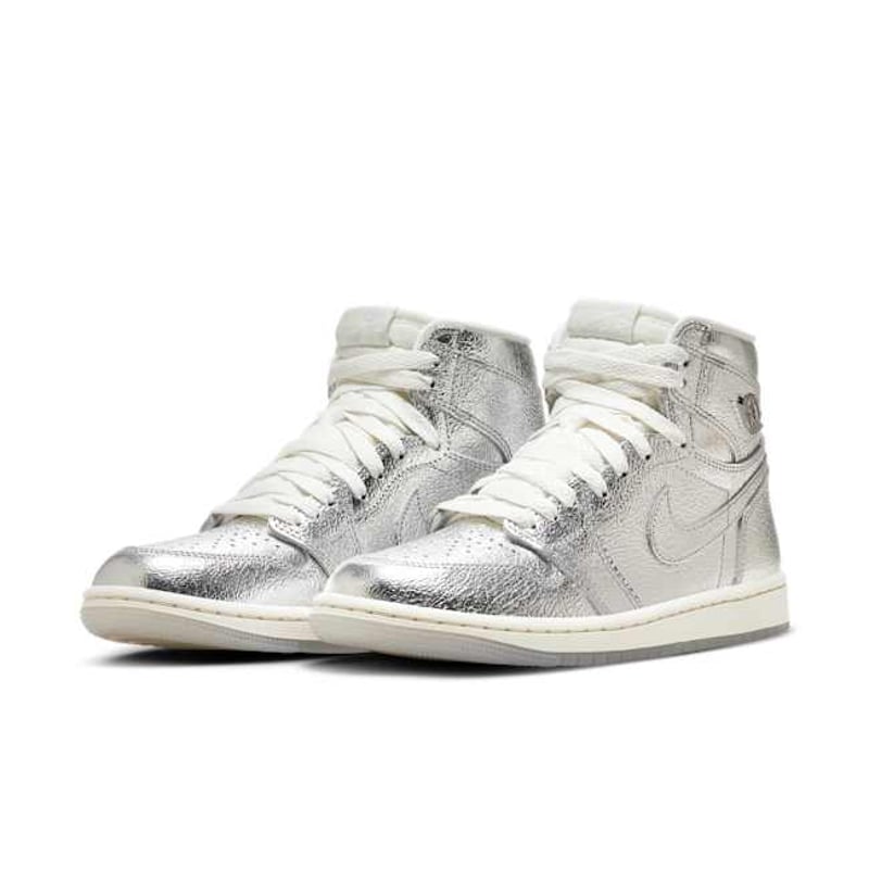 Jordan 1 Retro High OG FN7249-001 05