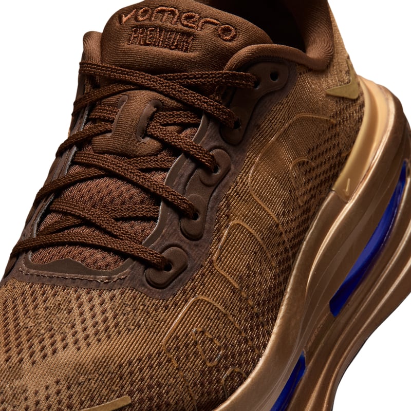 Nike Vomero Premium IQ0028-200 07