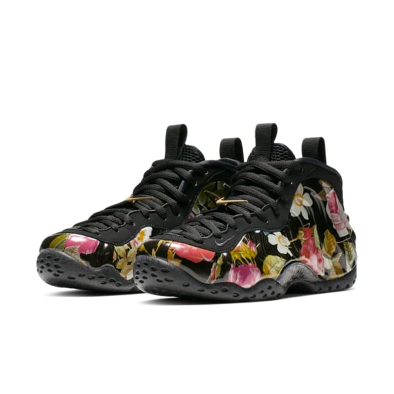 Nike Air Foamposite One AA3963-002 05