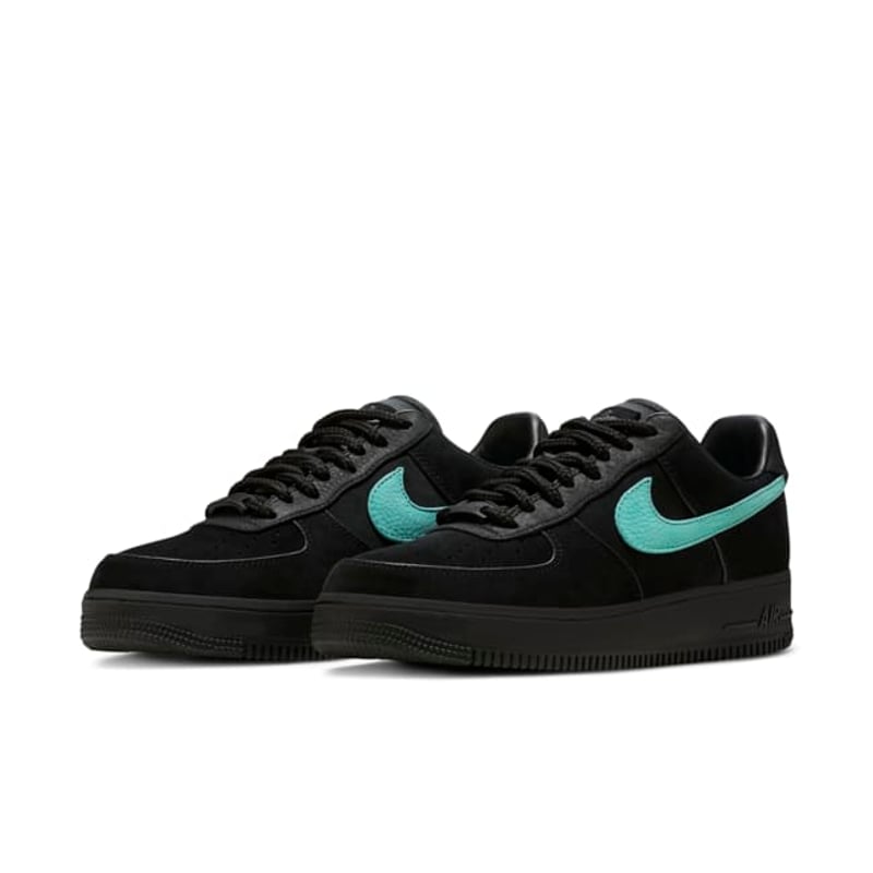 Nike Air Force 1 x Tiffany & Co. DZ1382-001 05