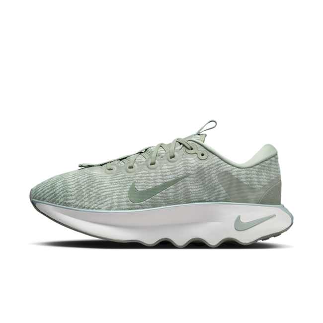 Nike Motiva