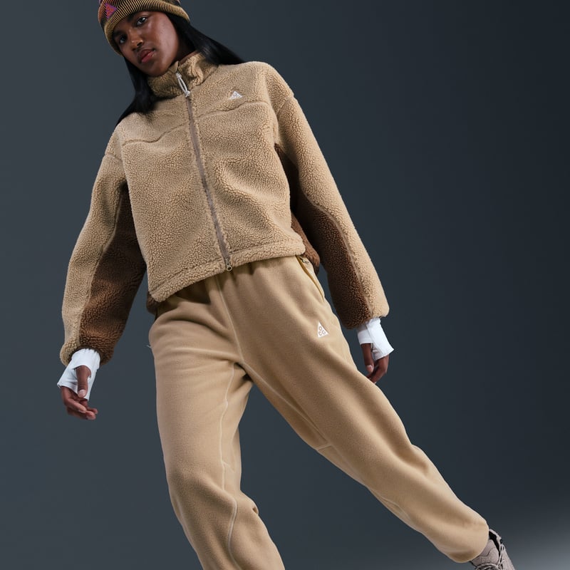 Nike ACG "Wolf Tree" Bukse "Parachute Beige & Mosswood Brown" | Dame | | 05 | SPORTSHOWROOM