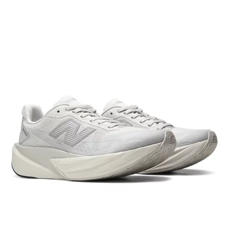 Tekaški copati New Balance FuelCell Rebel v5 "Grey Matter & Silver Metallic" | Ženske | Tek | 02 | SPORTSHOWROOM