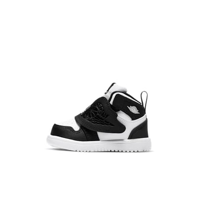 Sky Jordan 1 BQ7196-010 01
