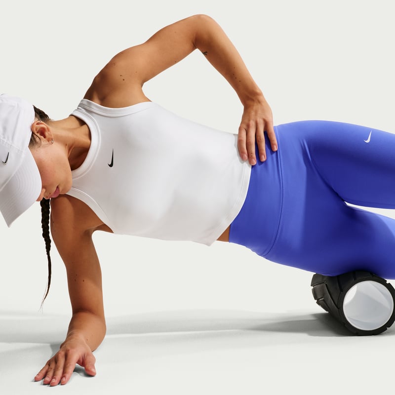 Nike One Fitted Dri-FIT Cropped FN2806-101 03