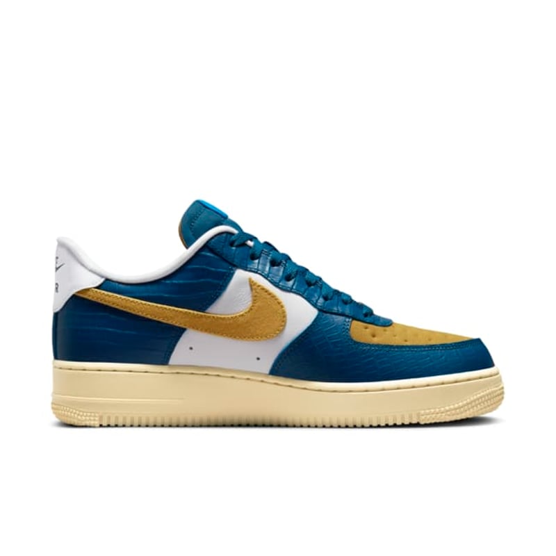 Nike Air Force 1 Low x UNDEFEATED DM8462-400 03