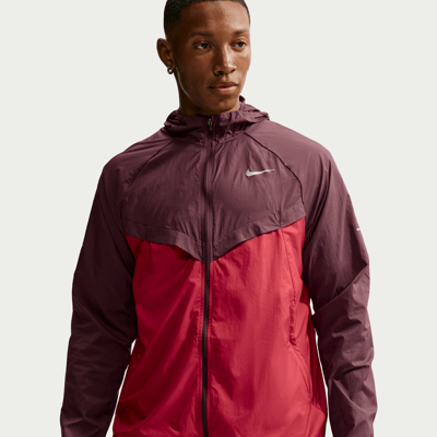 Nike Stride Repel UV Jacke "Mystic Dates & Tough Red" | Herren | Laufen | 01 | SPORTSHOWROOM