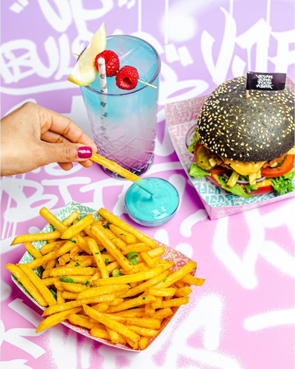 Vegan Junk Food Bar 588 03