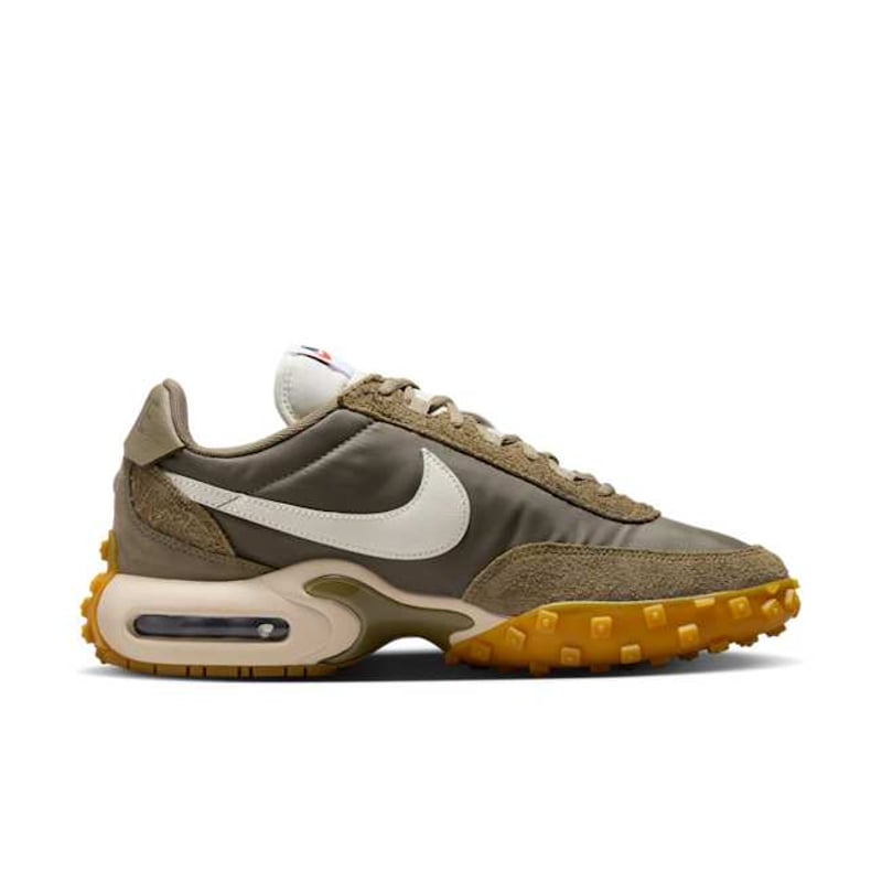 Nike Air Max Waffle FV6946-302 03