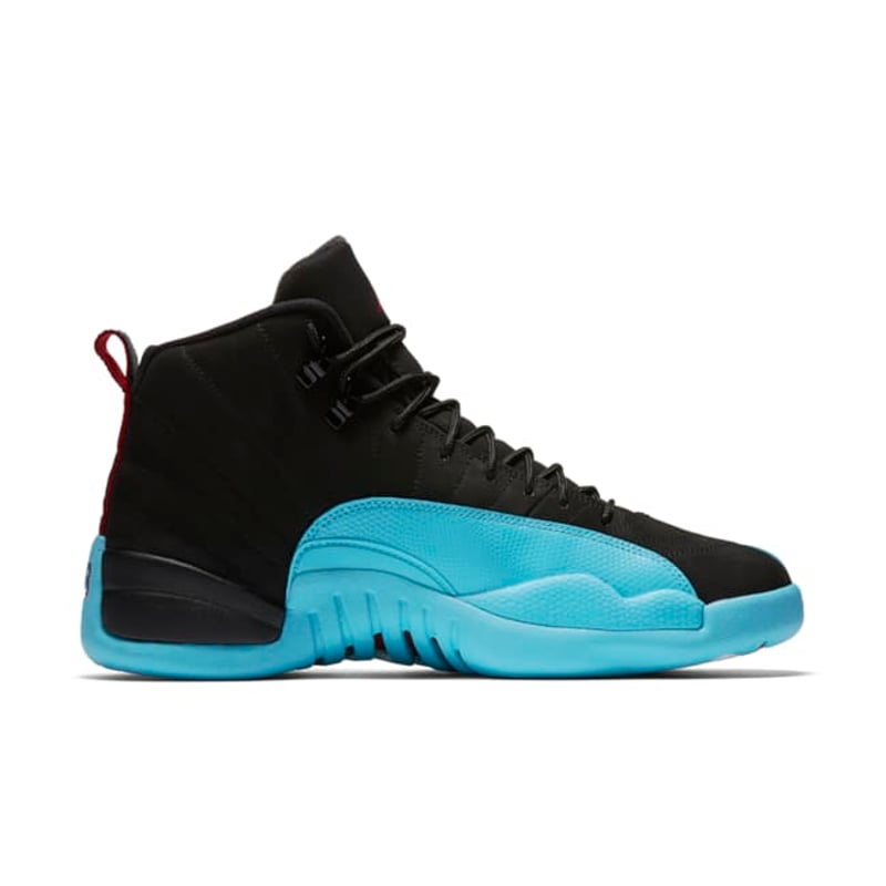 Jordan 12 Retro 130690-027 03