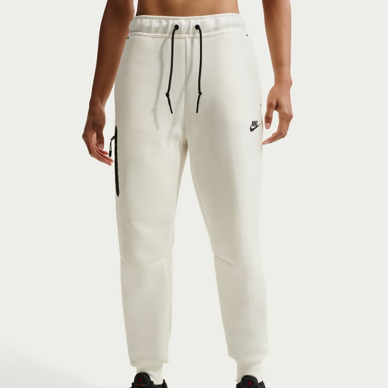 Nike Tech Fleece Mid-Rise HV6779-133 02
